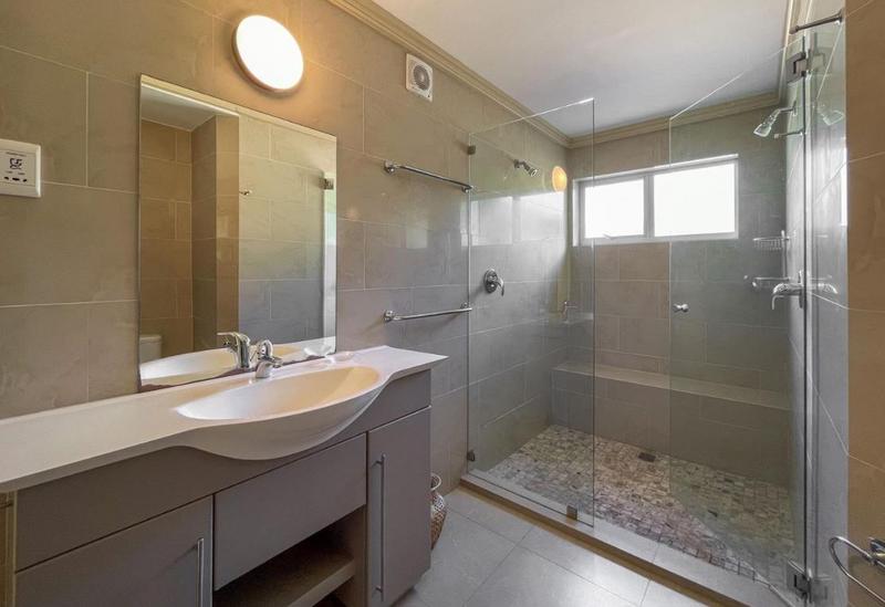 4 Bedroom Property for Sale in Hout Bay Western Cape
